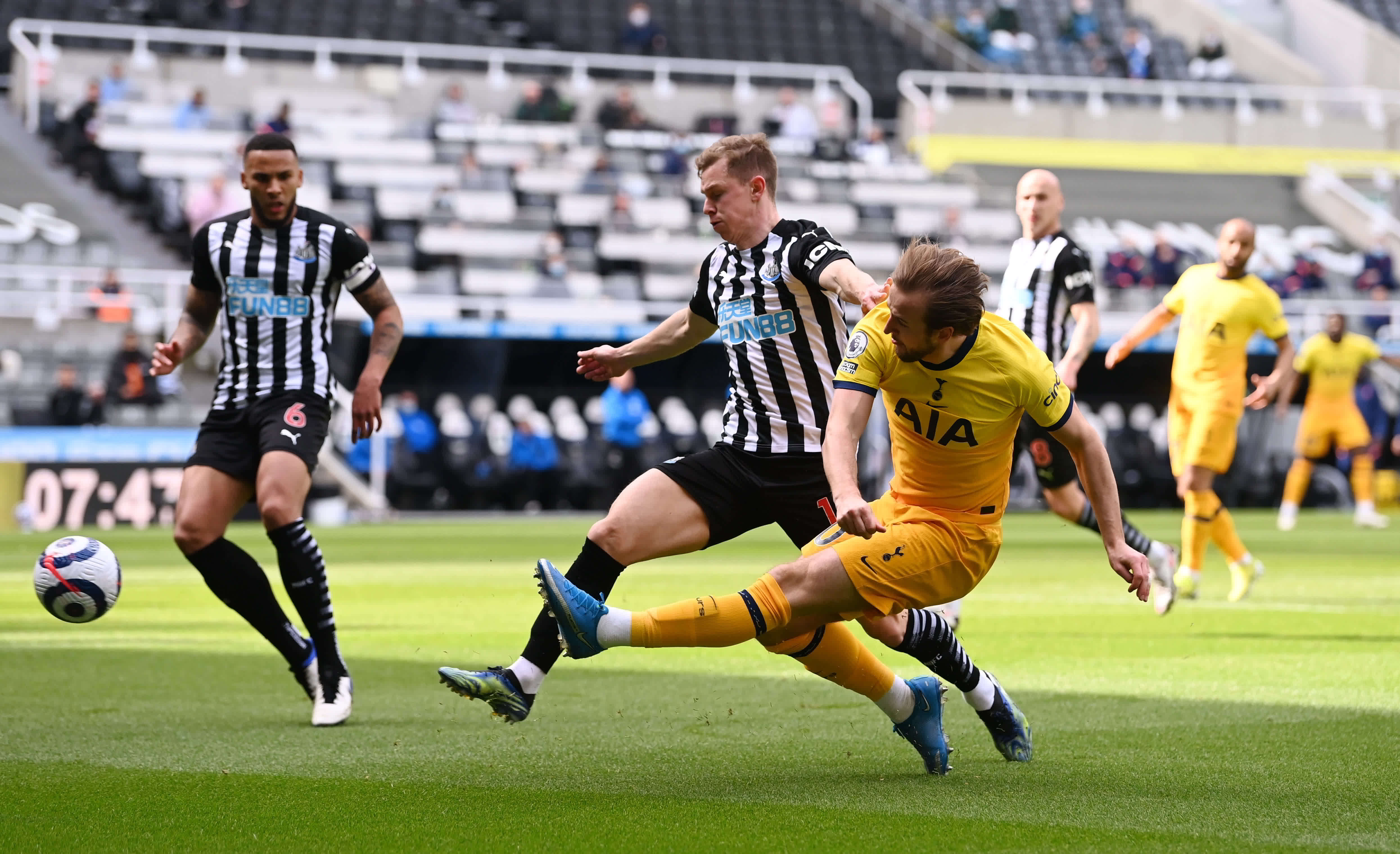 英超｜曼聯反勝曼城末段「魔性」再現？　施華：我們踢得像U15.